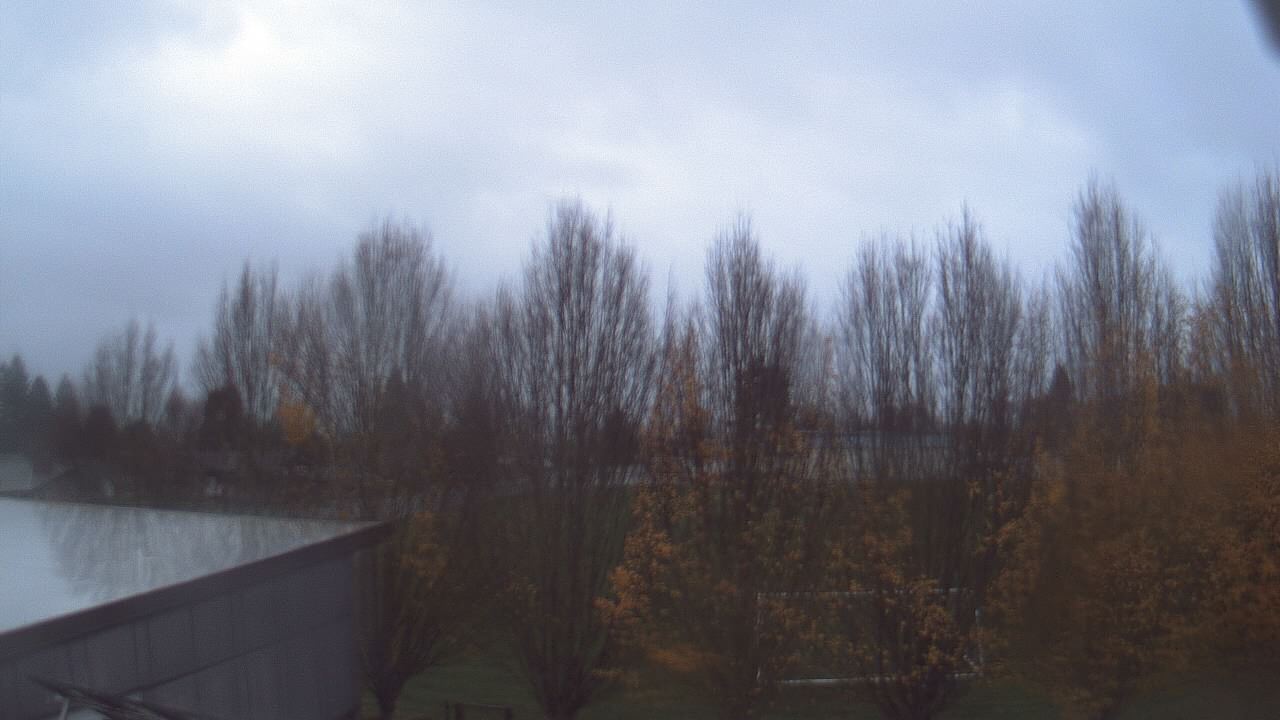 Thumbnail for current weather camera view from Hayes Freedom HS in Camas, Washington