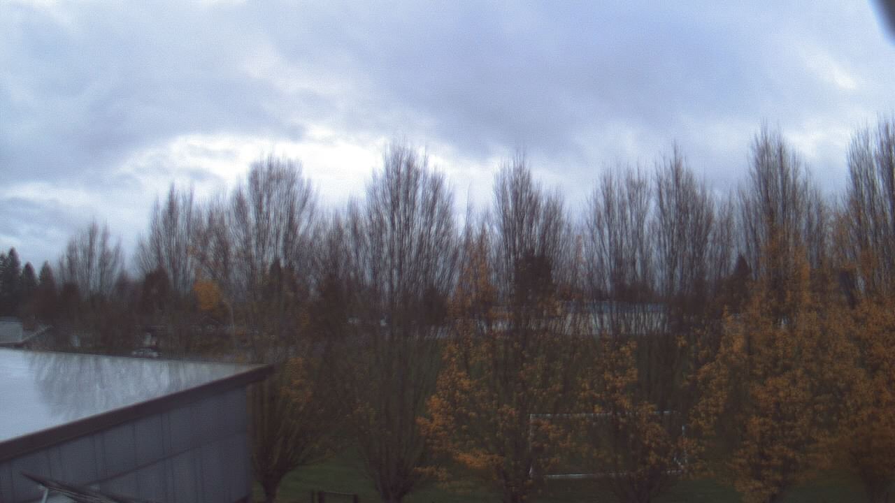 Thumbnail for current weather camera view from Hayes Freedom HS in Camas, Washington