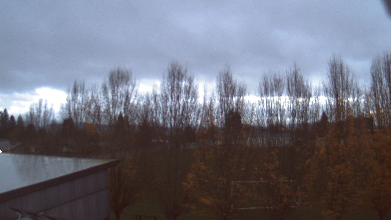 Thumbnail for current weather camera view from Hayes Freedom HS in Camas, Washington
