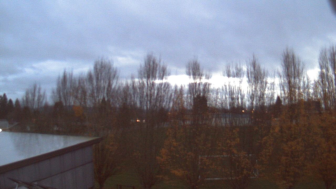 Thumbnail for current weather camera view from Hayes Freedom HS in Camas, Washington