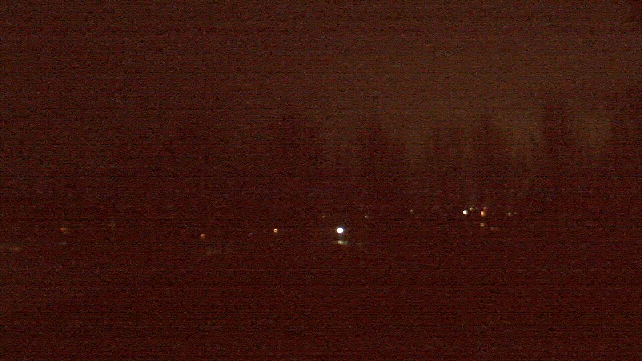 Thumbnail for current weather camera view from Hayes Freedom HS in Camas, Washington