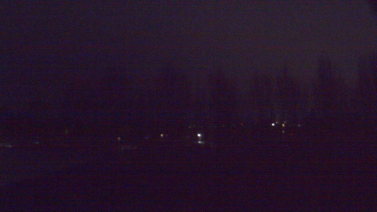 Thumbnail for current weather camera view from Hayes Freedom HS in Camas, Washington