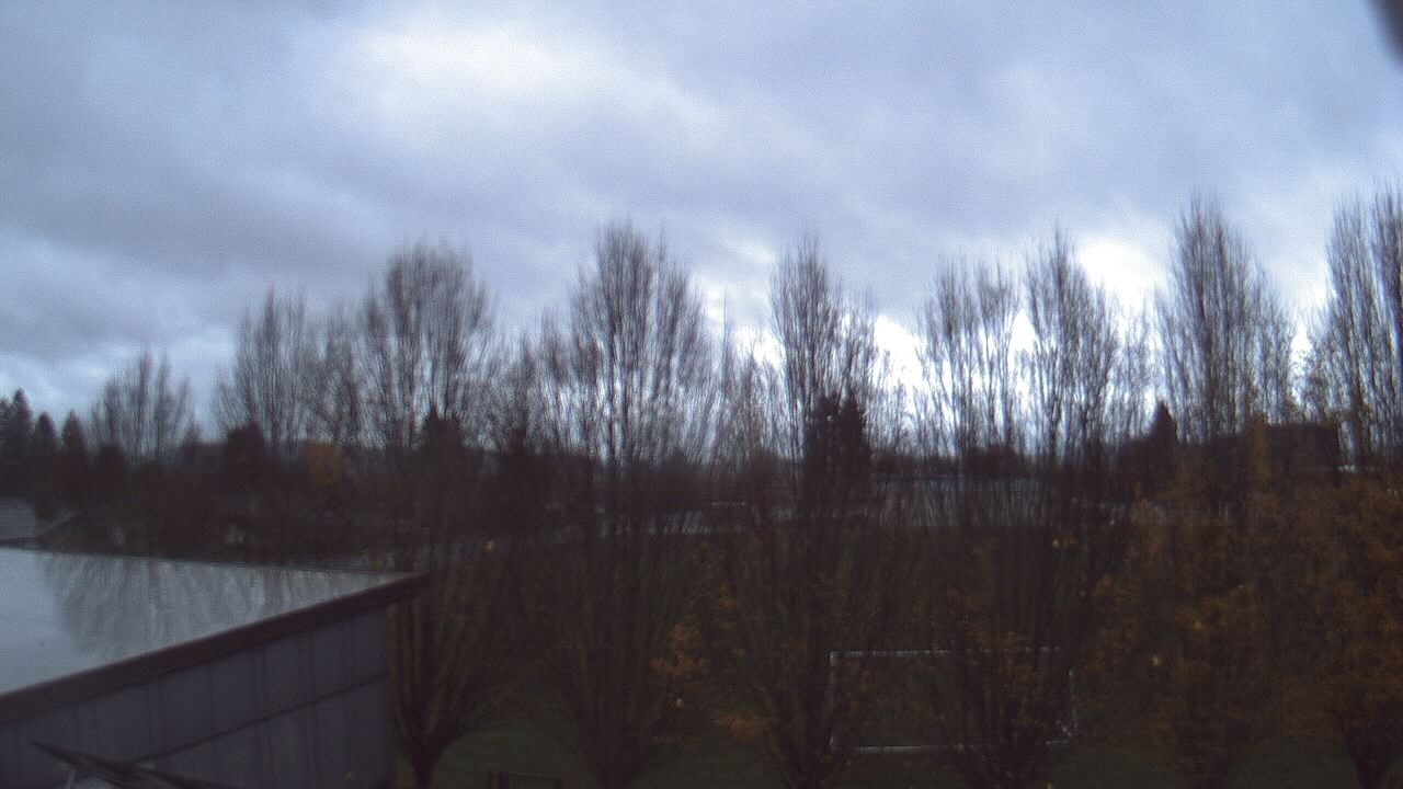 Thumbnail for current weather camera view from Hayes Freedom HS in Camas, Washington