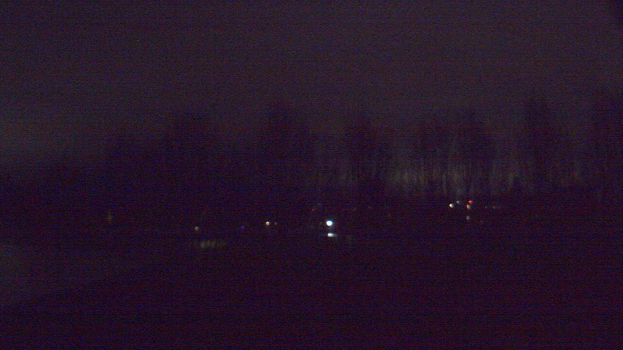 Thumbnail for current weather camera view from Hayes Freedom HS in Camas, Washington