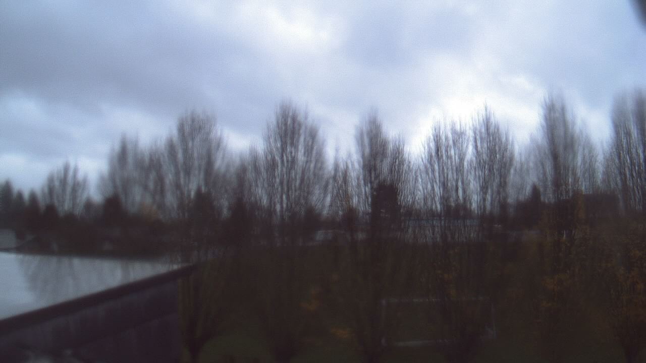 Thumbnail for current weather camera view from Hayes Freedom HS in Camas, Washington