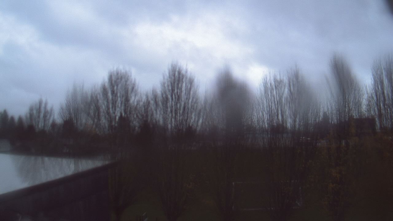 Thumbnail for current weather camera view from Hayes Freedom HS in Camas, Washington