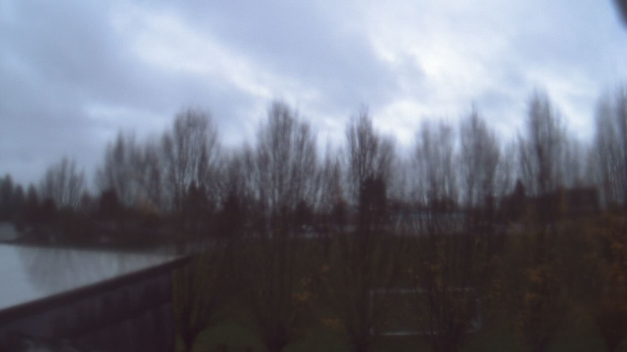 Thumbnail for current weather camera view from Hayes Freedom HS in Camas, Washington