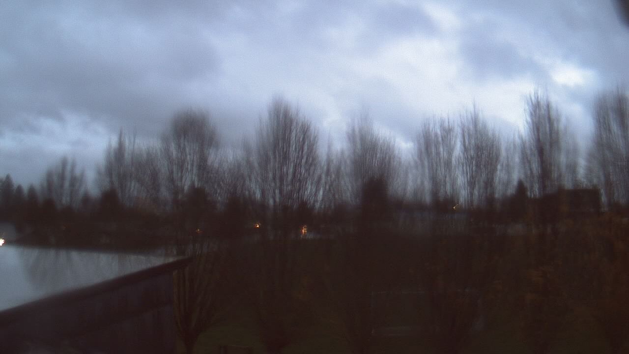 Thumbnail for current weather camera view from Hayes Freedom HS in Camas, Washington