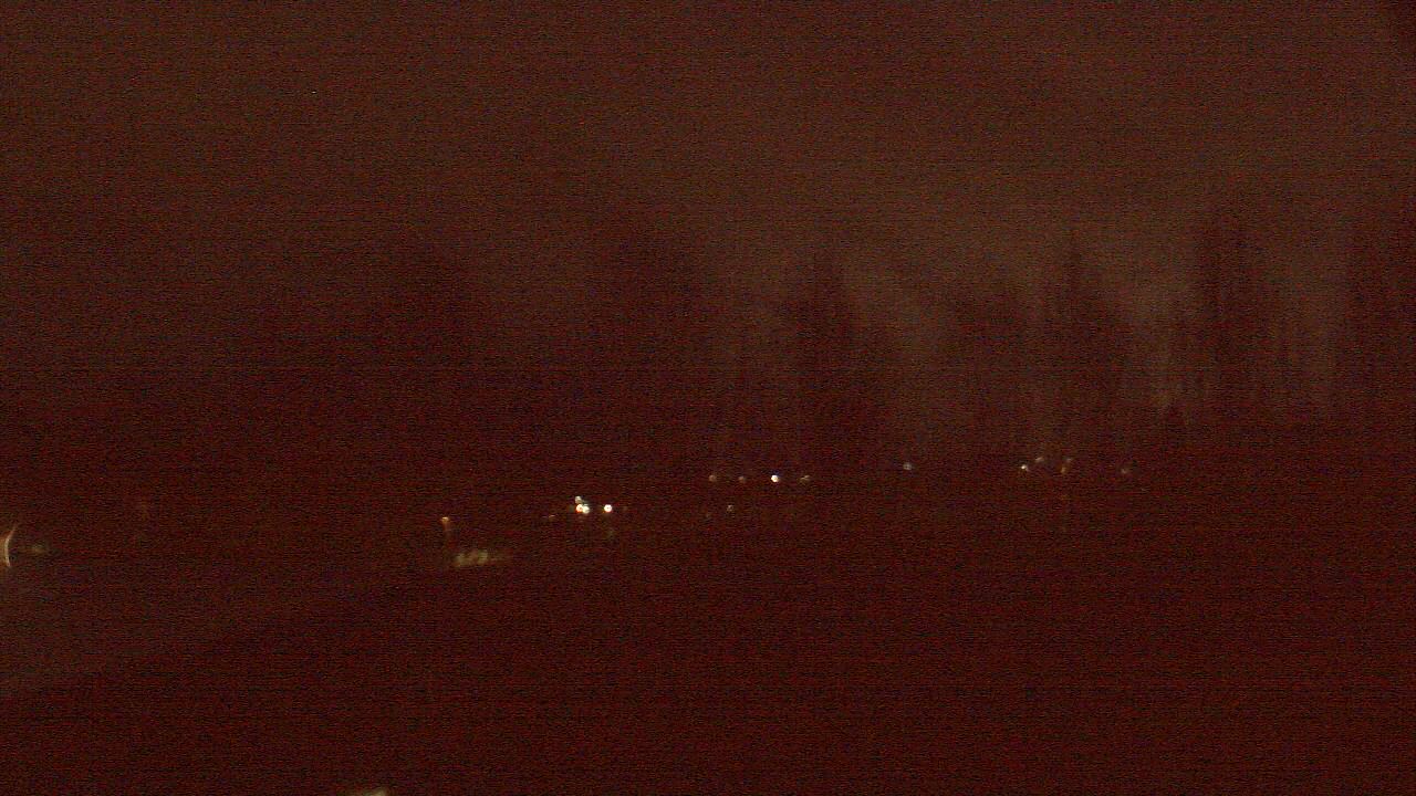 Thumbnail for current weather camera view from Hayes Freedom HS in Camas, Washington