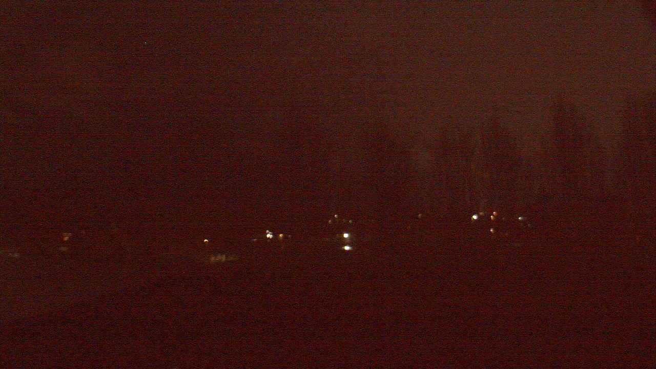 Thumbnail for current weather camera view from Hayes Freedom HS in Camas, Washington
