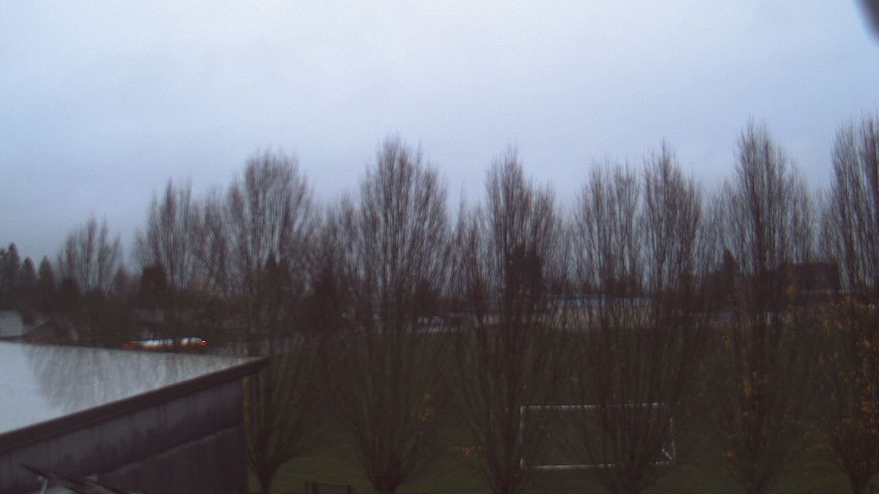 Thumbnail for current weather camera view from Hayes Freedom HS in Camas, Washington