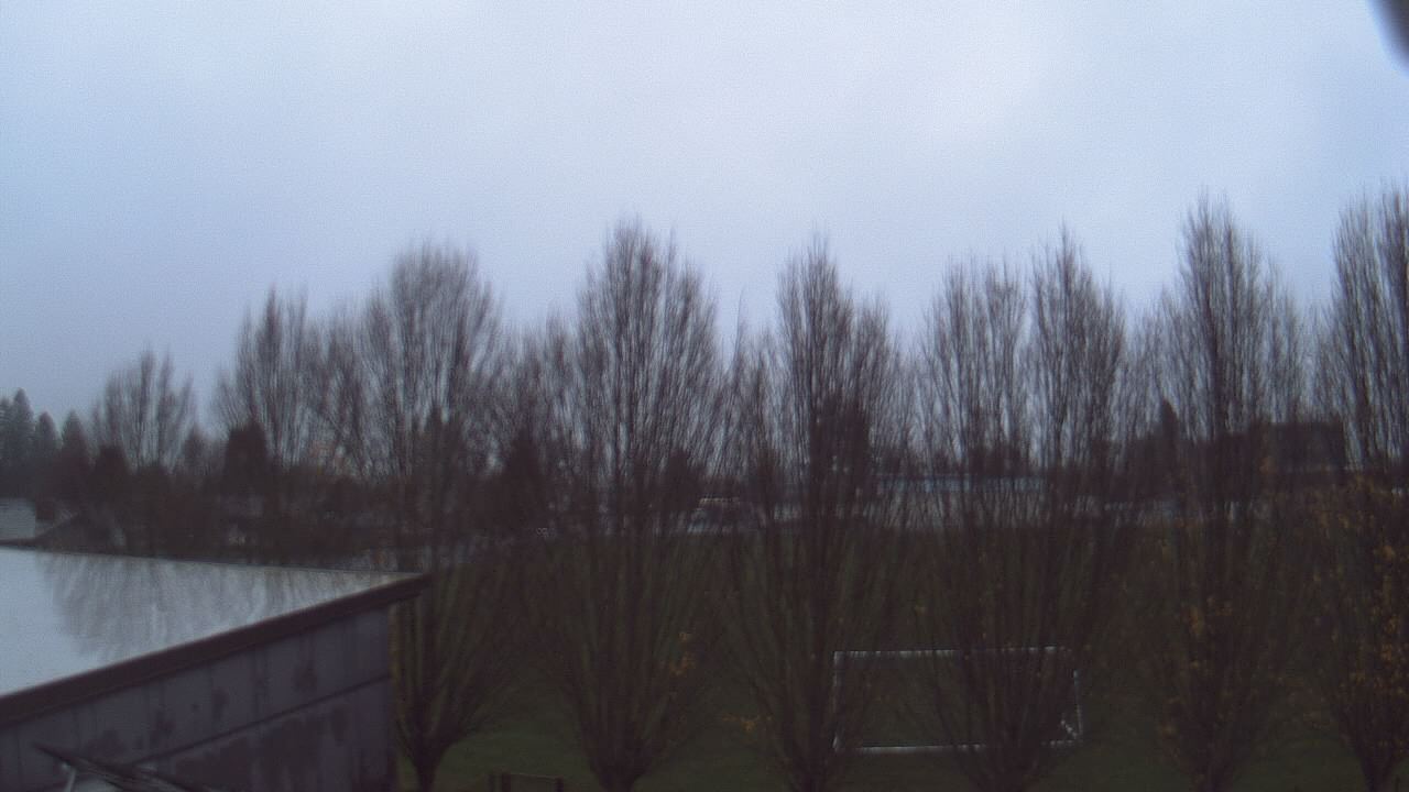 Thumbnail for current weather camera view from Hayes Freedom HS in Camas, Washington