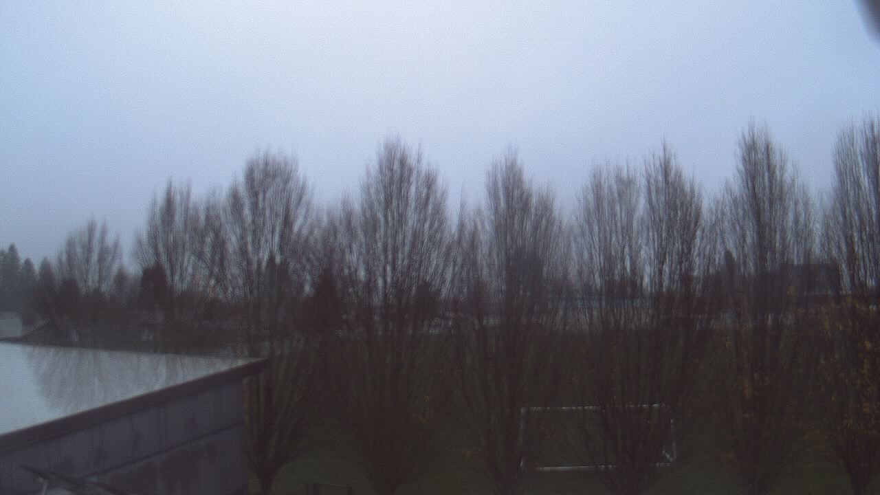 Thumbnail for current weather camera view from Hayes Freedom HS in Camas, Washington