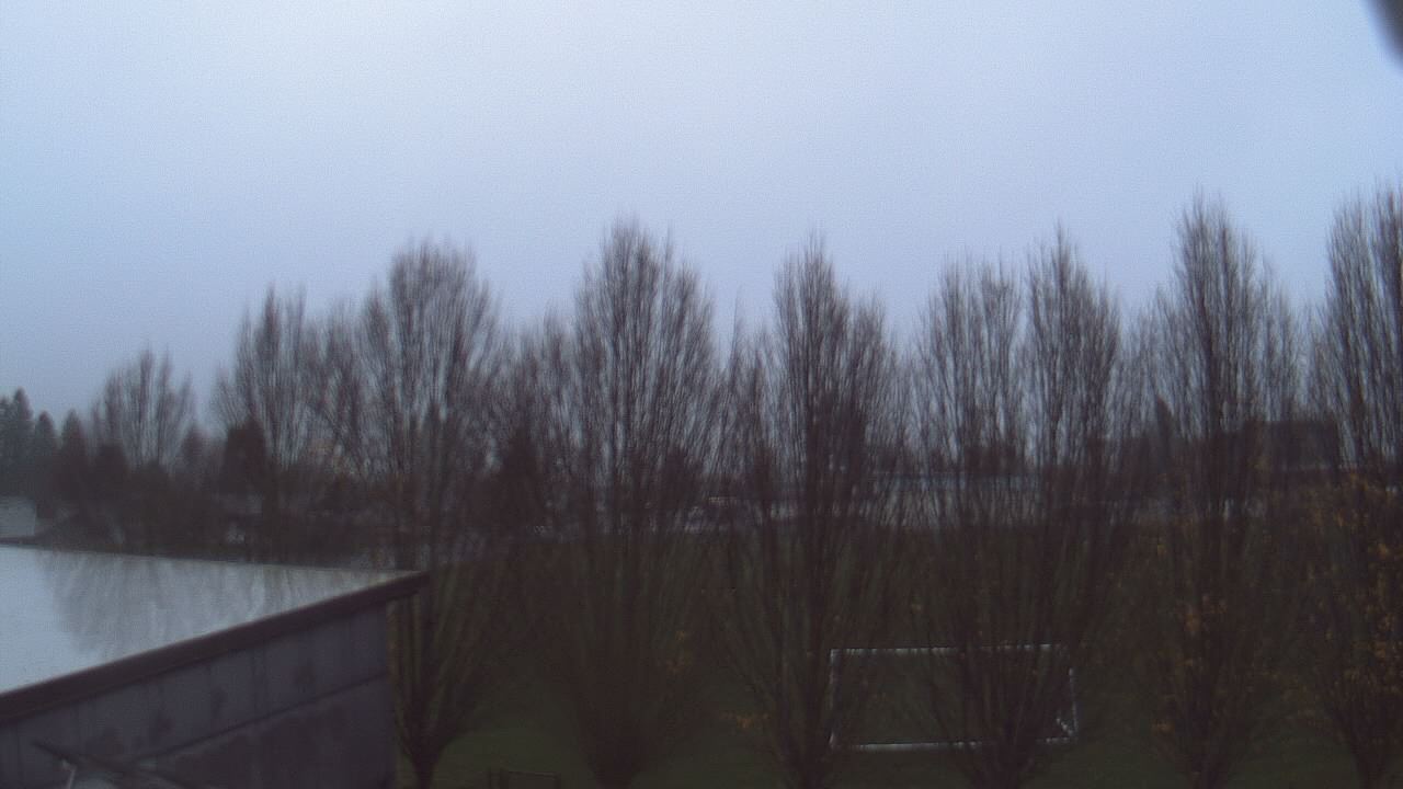 Thumbnail for current weather camera view from Hayes Freedom HS in Camas, Washington