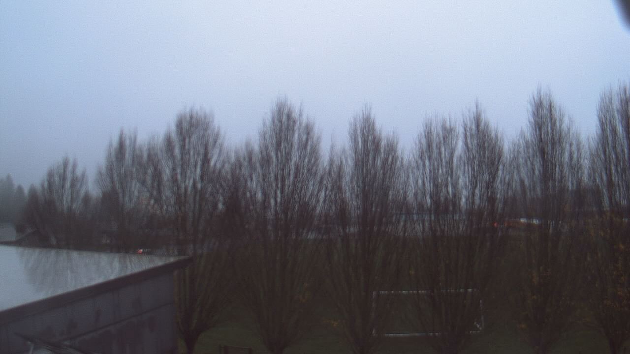 Thumbnail for current weather camera view from Hayes Freedom HS in Camas, Washington