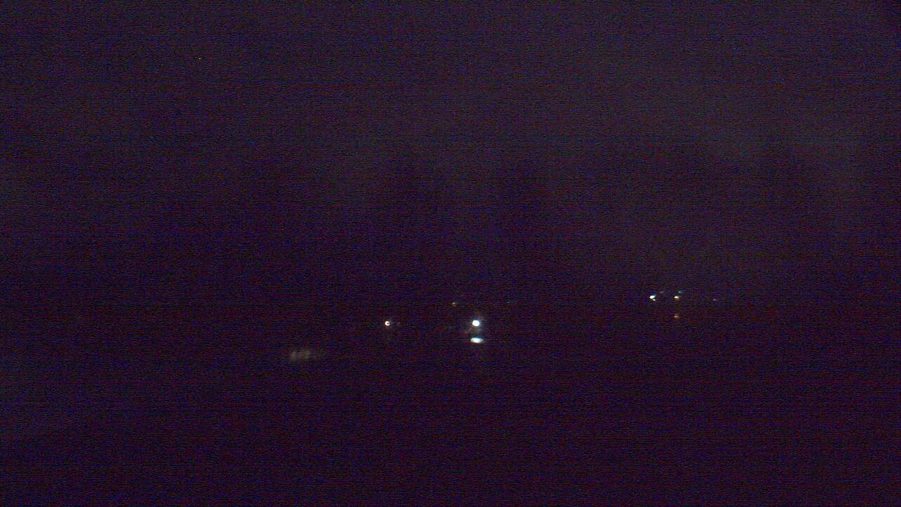 Thumbnail for current weather camera view from Hayes Freedom HS in Camas, Washington