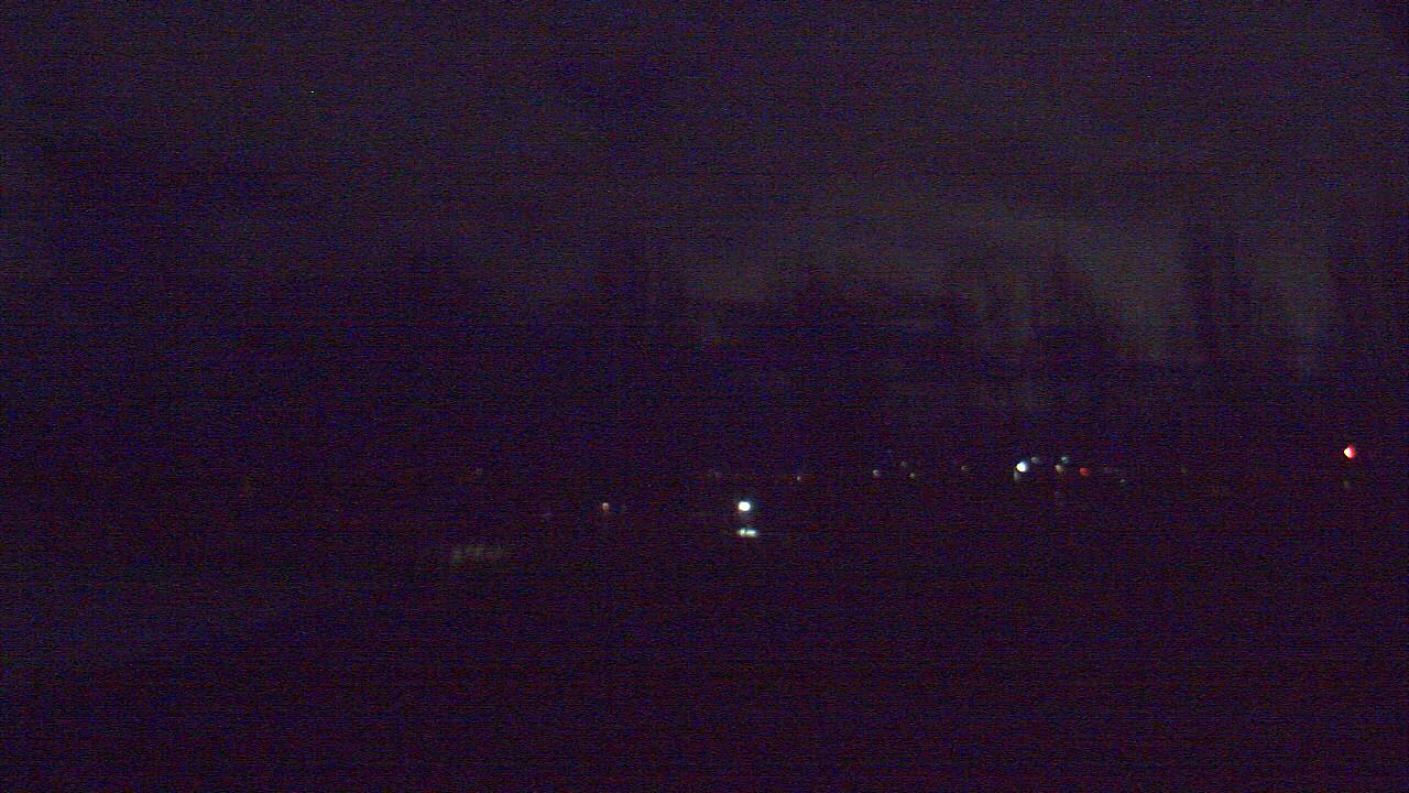 Thumbnail for current weather camera view from Hayes Freedom HS in Camas, Washington