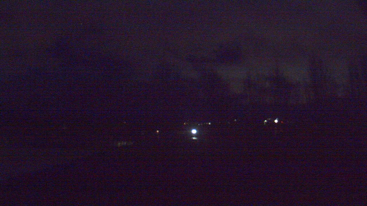 Thumbnail for current weather camera view from Hayes Freedom HS in Camas, Washington