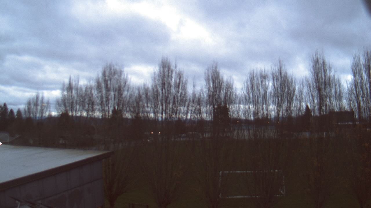 Thumbnail for current weather camera view from Hayes Freedom HS in Camas, Washington