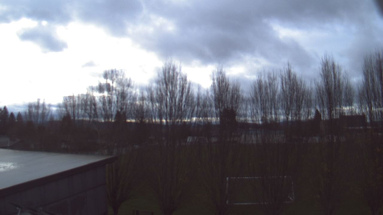 Thumbnail for current weather camera view from Hayes Freedom HS in Camas, Washington