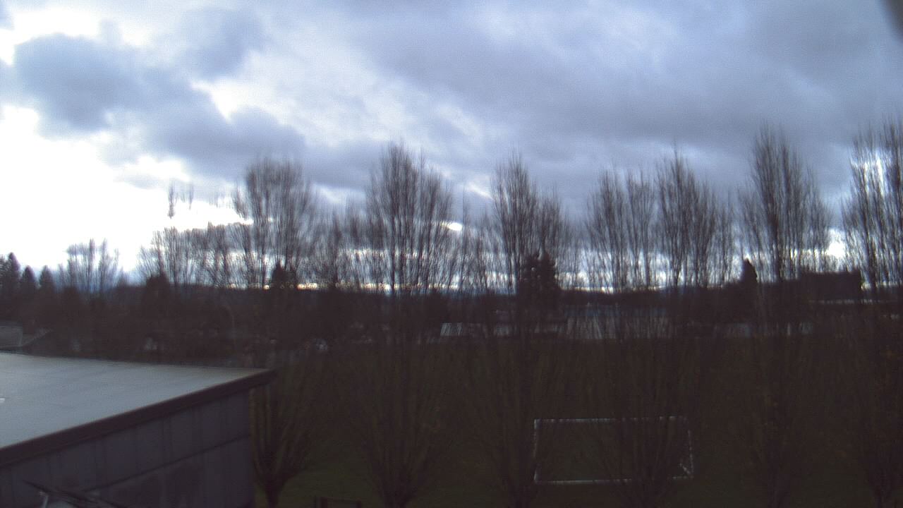Thumbnail for current weather camera view from Hayes Freedom HS in Camas, Washington