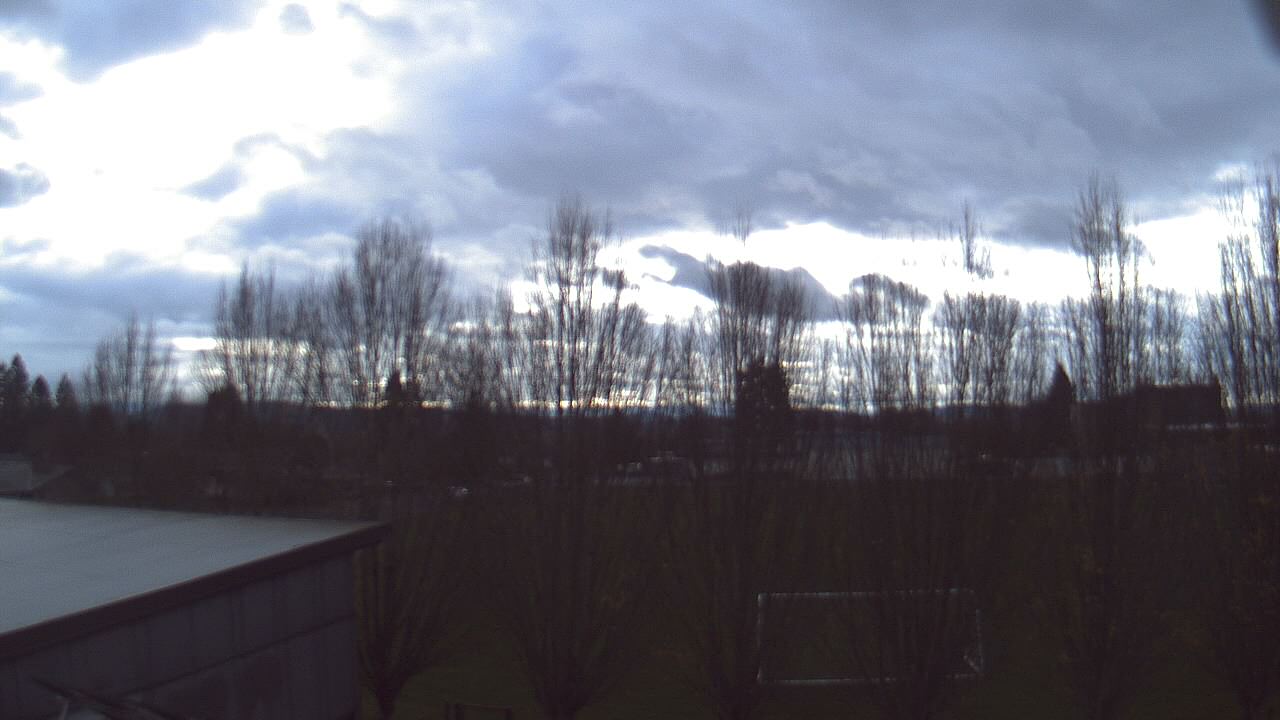 Thumbnail for current weather camera view from Hayes Freedom HS in Camas, Washington