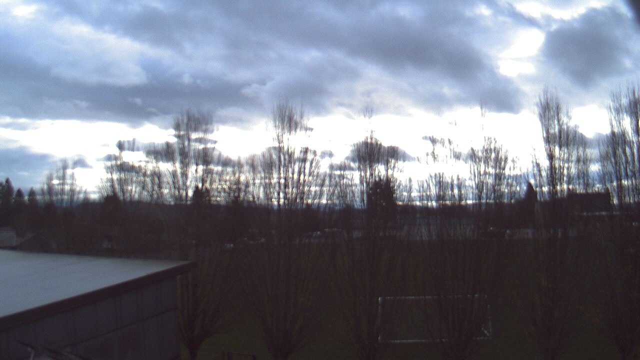 Thumbnail for current weather camera view from Hayes Freedom HS in Camas, Washington