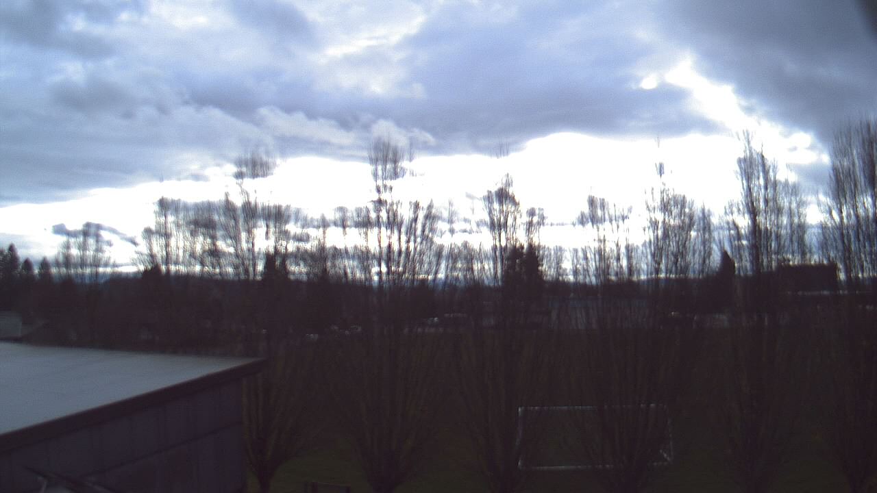 Thumbnail for current weather camera view from Hayes Freedom HS in Camas, Washington