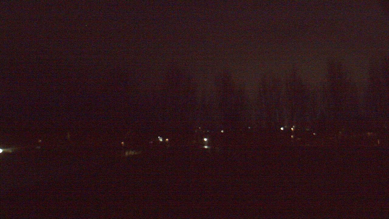 Thumbnail for current weather camera view from Hayes Freedom HS in Camas, Washington