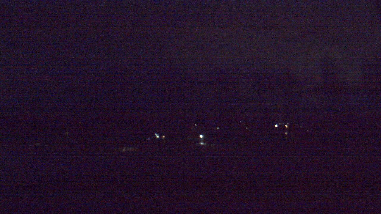 Thumbnail for current weather camera view from Hayes Freedom HS in Camas, Washington