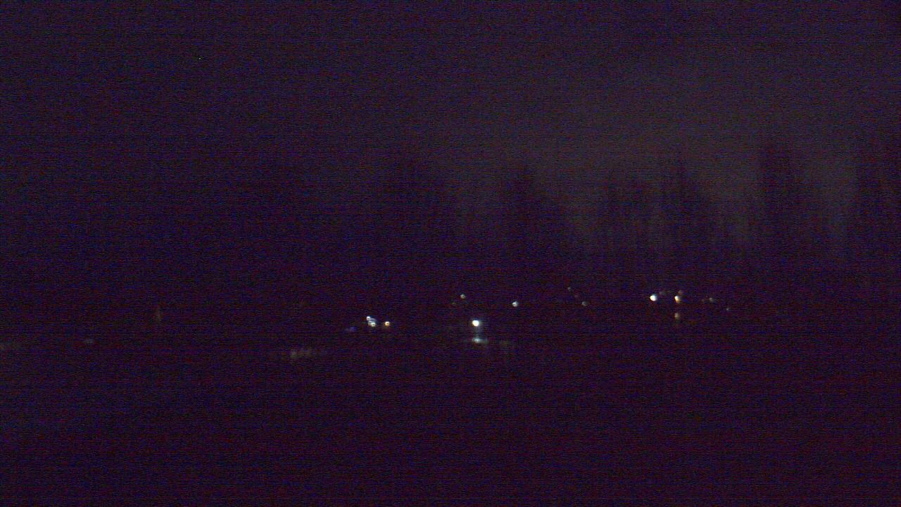 Thumbnail for current weather camera view from Hayes Freedom HS in Camas, Washington