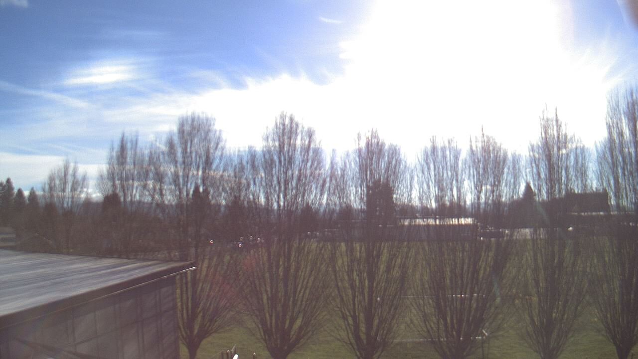 Thumbnail for current weather camera view from Hayes Freedom HS in Camas, Washington