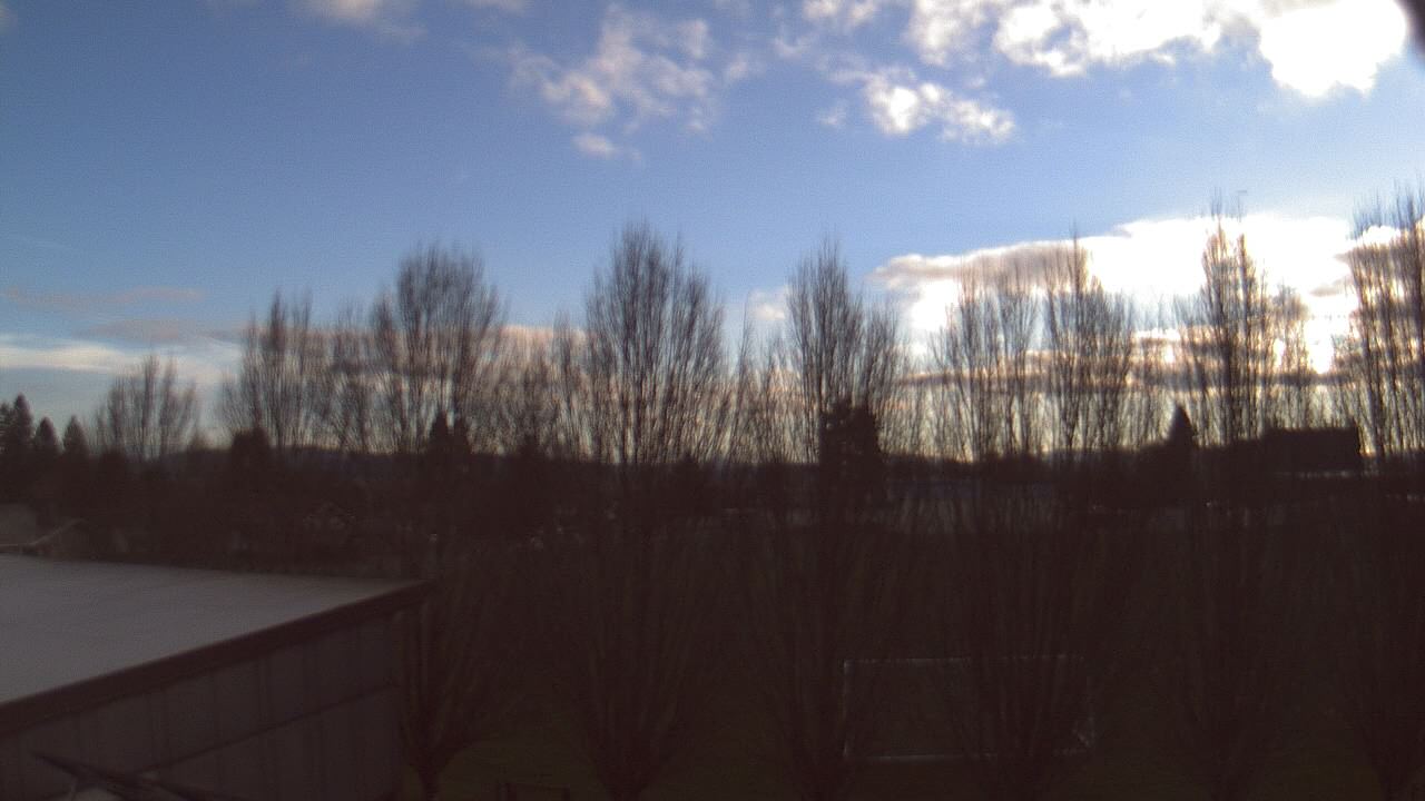 Thumbnail for current weather camera view from Hayes Freedom HS in Camas, Washington