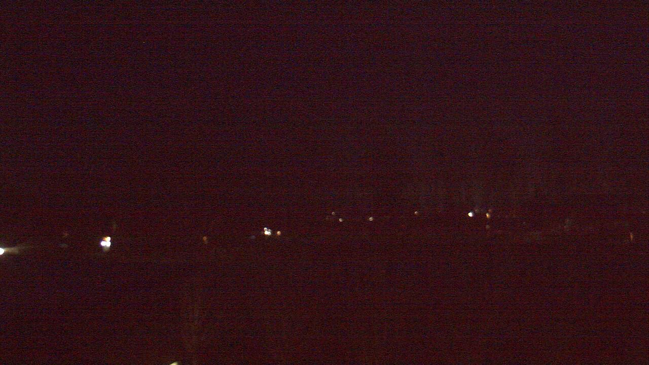 Thumbnail for current weather camera view from Hayes Freedom HS in Camas, Washington