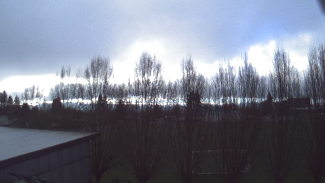 Thumbnail for current weather camera view from Hayes Freedom HS in Camas, Washington