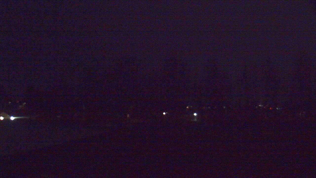 Thumbnail for current weather camera view from Hayes Freedom HS in Camas, Washington