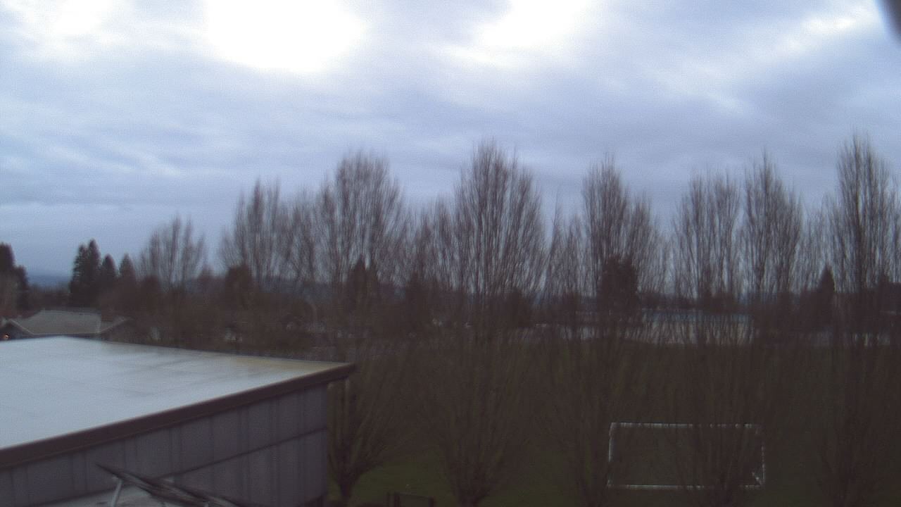 Thumbnail for current weather camera view from Hayes Freedom HS in Camas, Washington