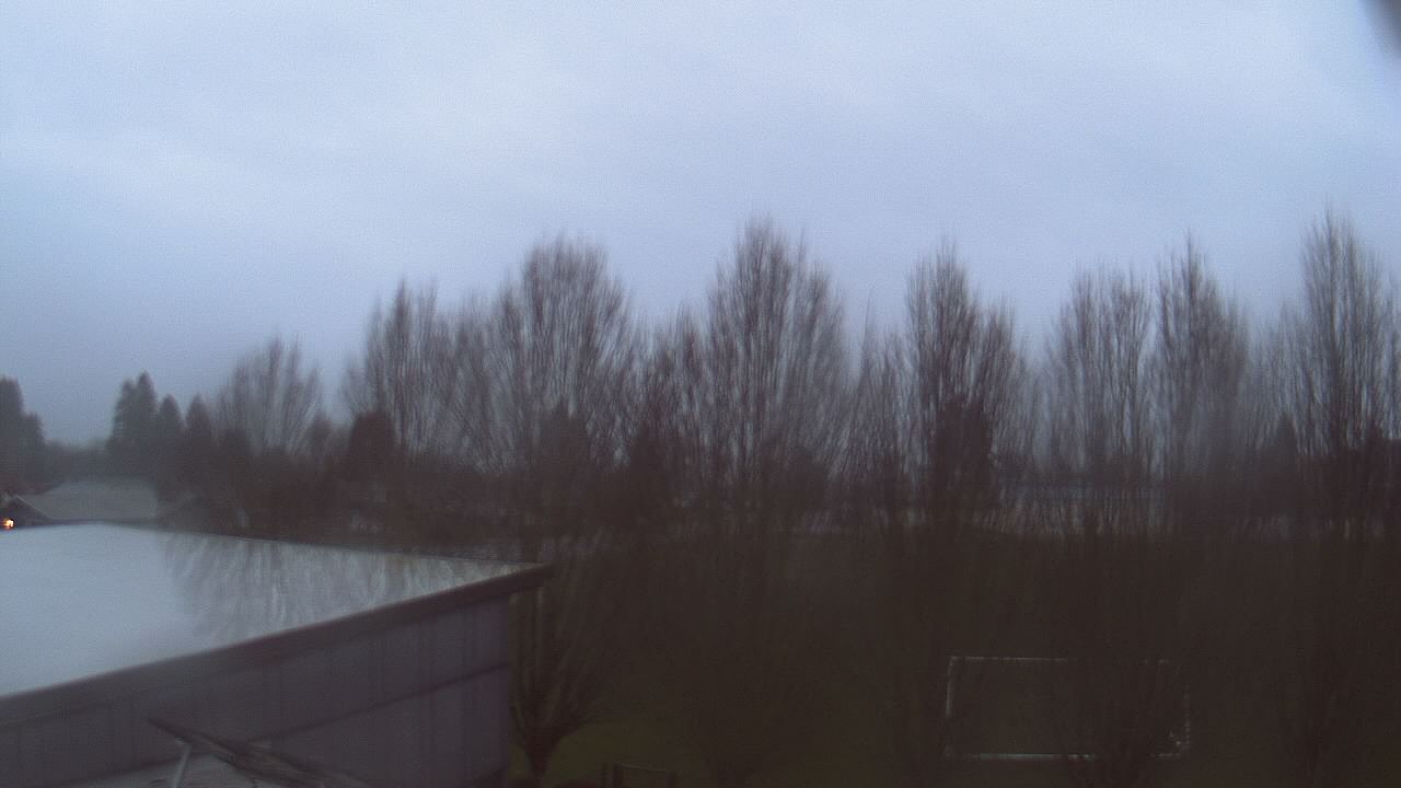 Thumbnail for current weather camera view from Hayes Freedom HS in Camas, Washington