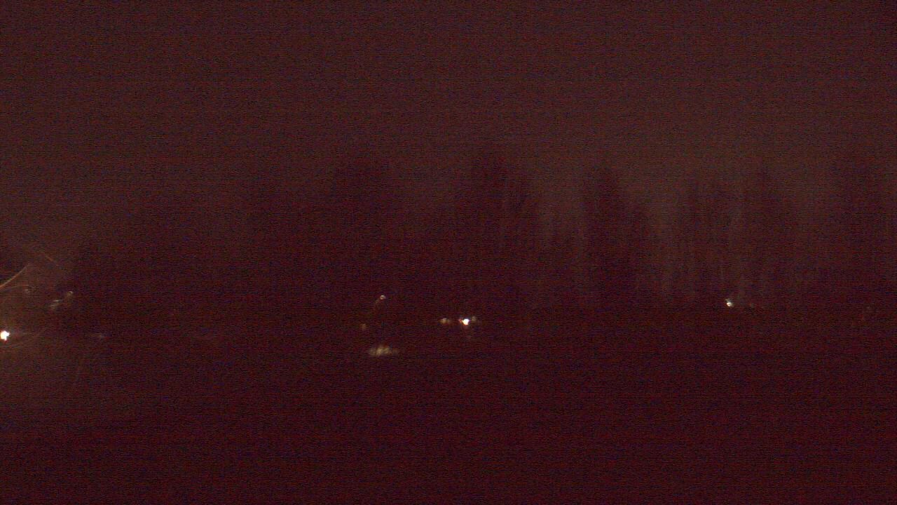 Thumbnail for current weather camera view from Hayes Freedom HS in Camas, Washington