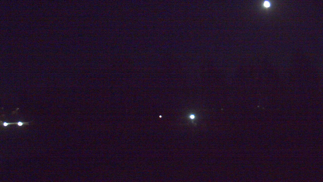 Thumbnail for current weather camera view from Hayes Freedom HS in Camas, Washington