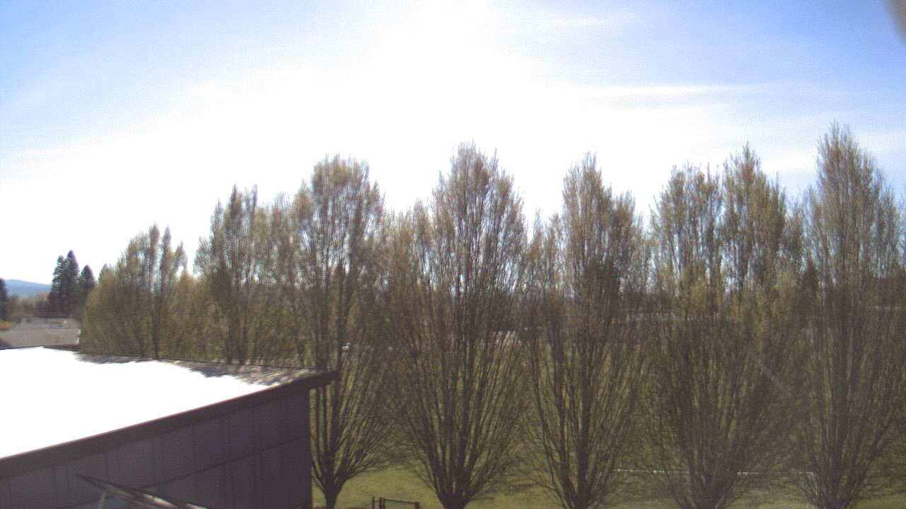 Thumbnail for current weather camera view from Hayes Freedom HS in Camas, Washington