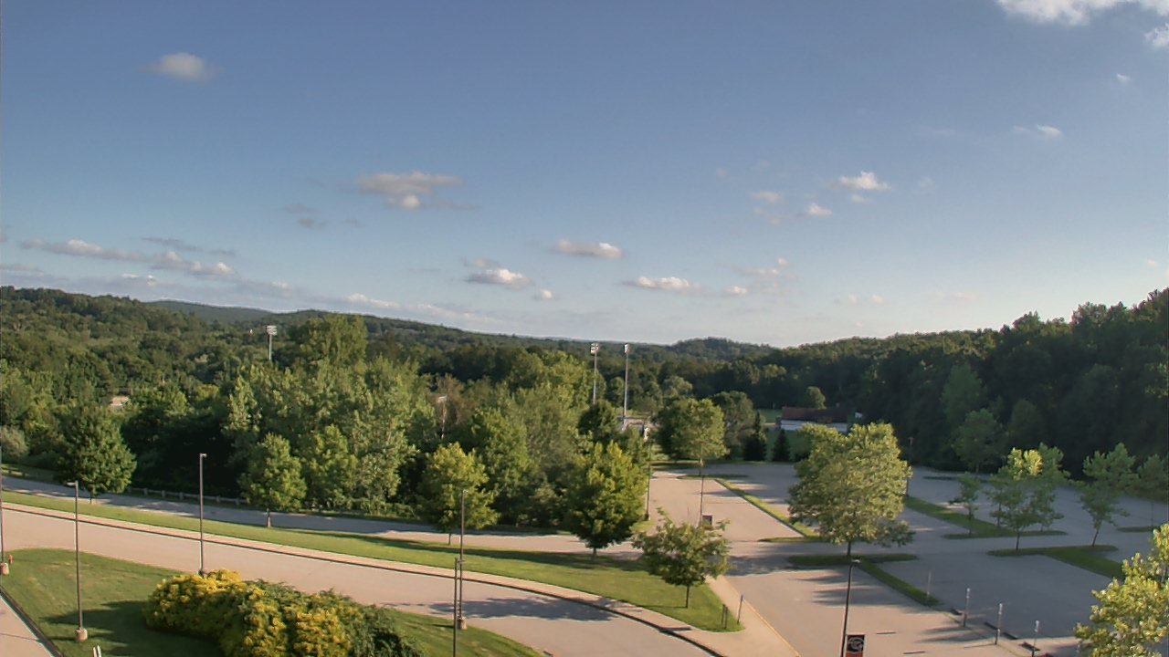 Thumbnail for current weather camera view from Plainfield High School in Central Village, Connecticut