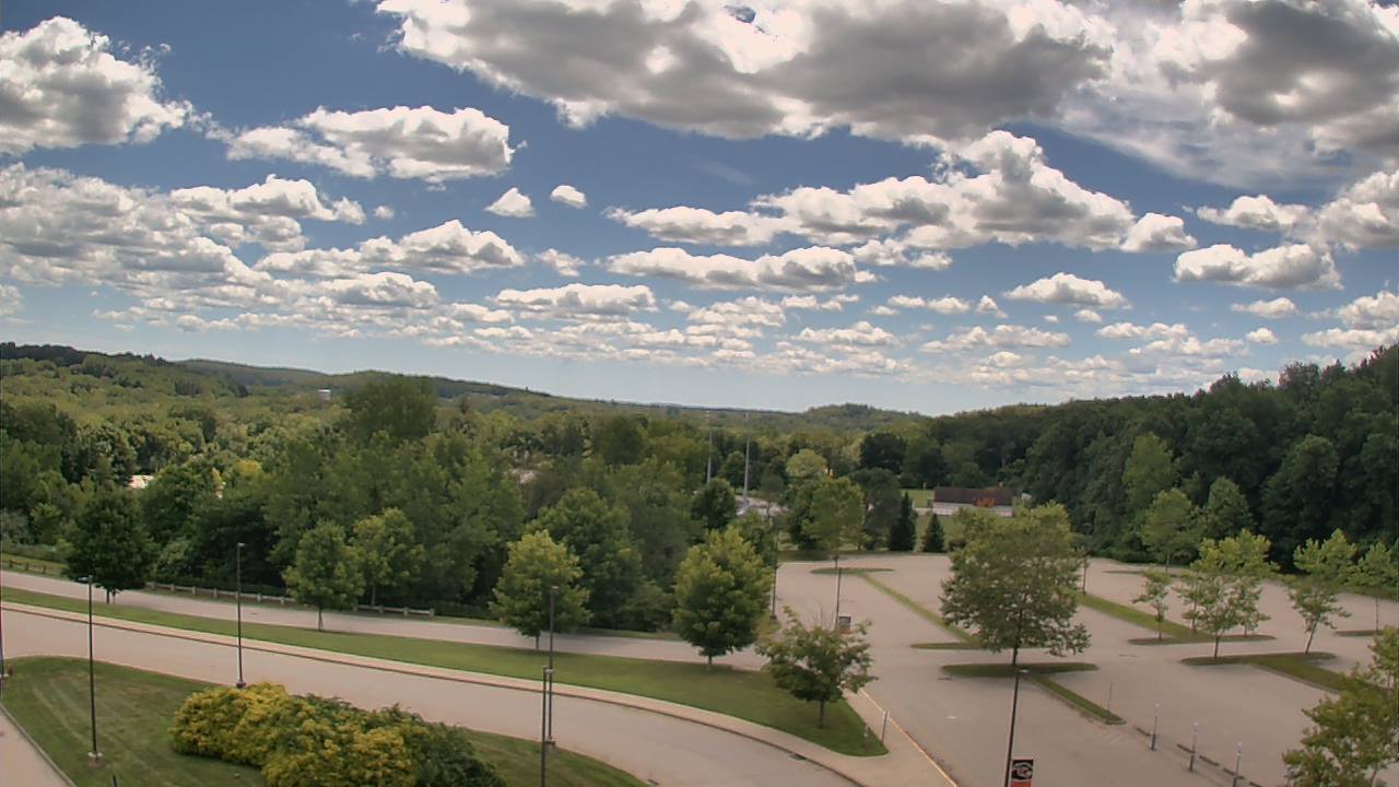 Thumbnail for current weather camera view from Plainfield High School in Central Village, Connecticut