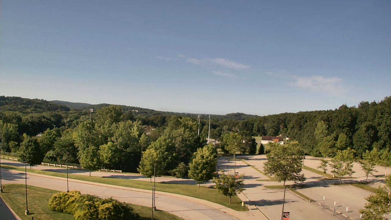 Thumbnail for current weather camera view from Plainfield High School in Central Village, Connecticut