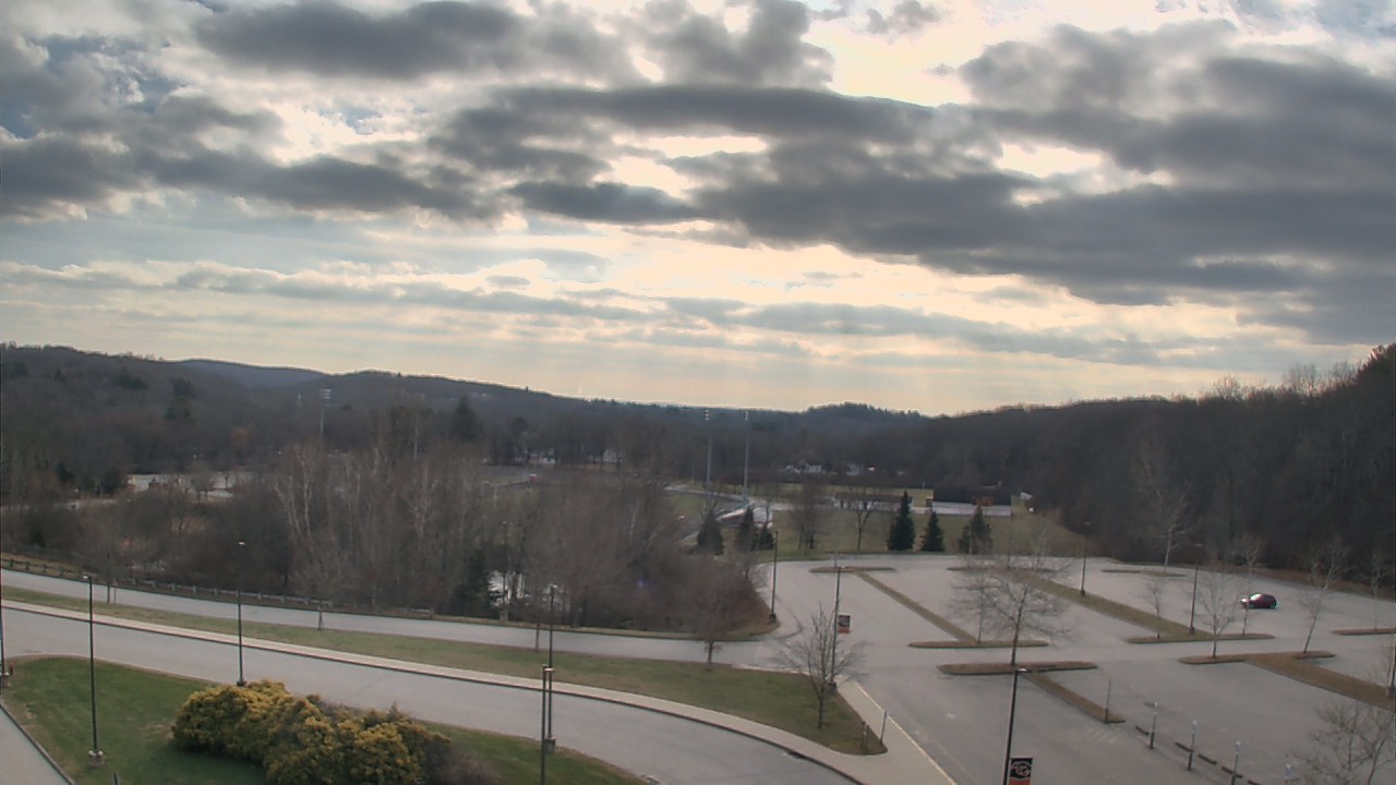 Thumbnail for current weather camera view from Plainfield High School in Central Village, Connecticut