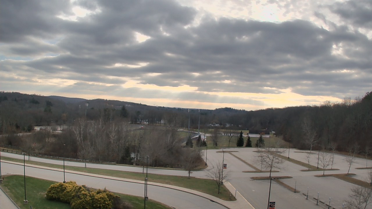 Thumbnail for current weather camera view from Plainfield High School in Central Village, Connecticut