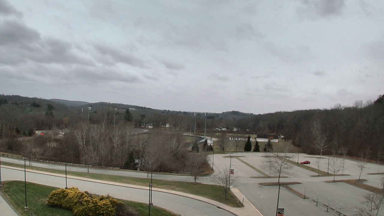 Thumbnail for current weather camera view from Plainfield High School in Central Village, Connecticut