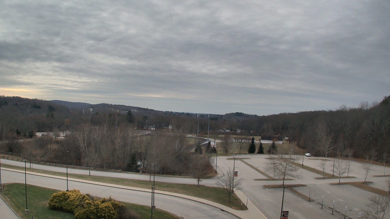 Thumbnail for current weather camera view from Plainfield High School in Central Village, Connecticut