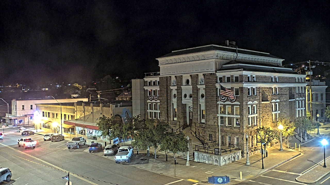 Thumbnail for current weather camera view from Center for the Arts in Globe, Arizona