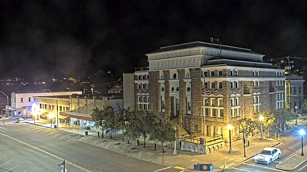 Thumbnail for current weather camera view from Center for the Arts in Globe, Arizona